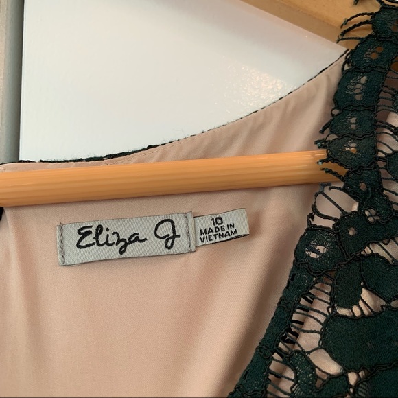 Eliza J Sz 10 Lace Fit & Flare Dress Dark Green V Neck 3/4 Sleeve Cocktail - Picture 5 of 8